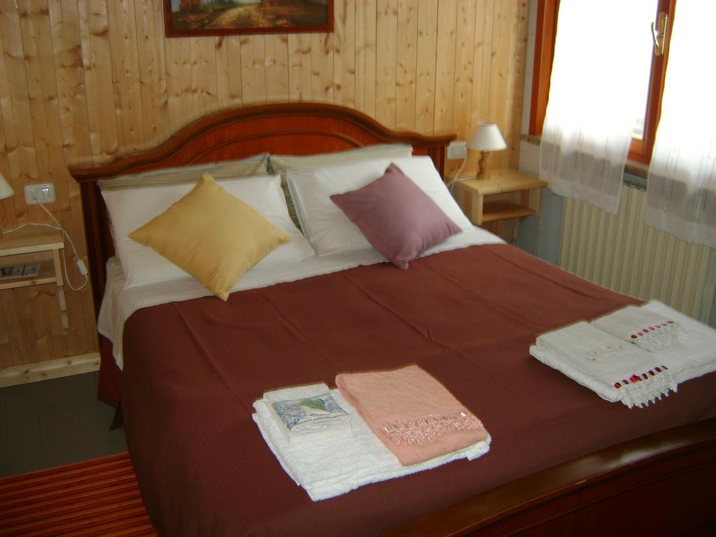 B&B Lattemiele Фонтанеллато Номер фото