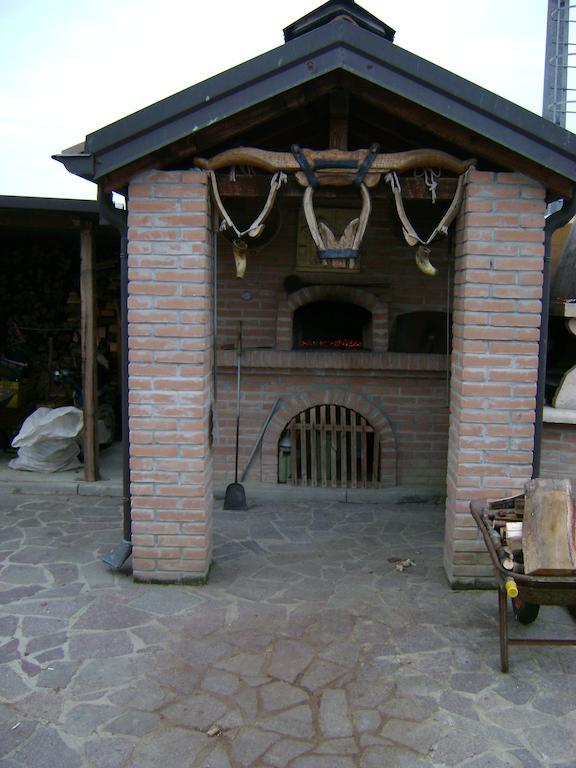 B&B Lattemiele Фонтанеллато Экстерьер фото